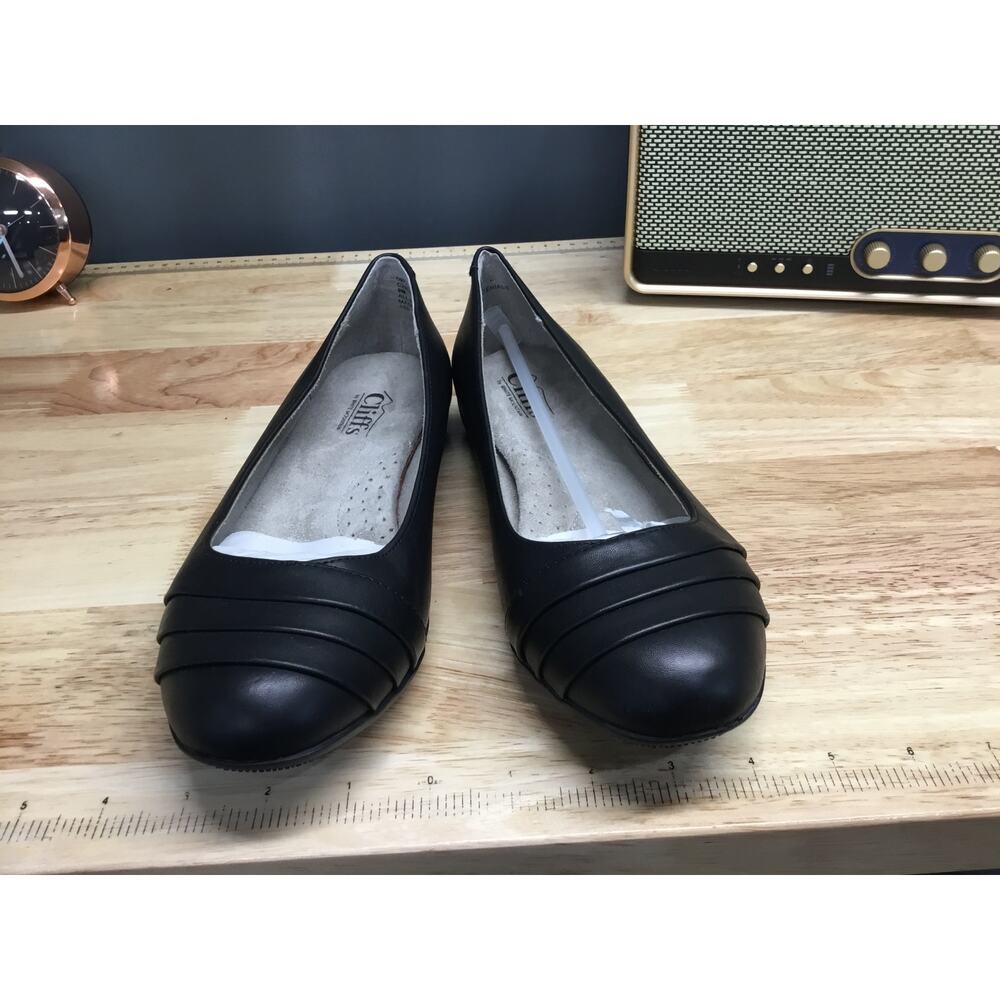 Cliffs by White Mountain Clara Women's 9 Black Slip-On Classic Ballet Flats